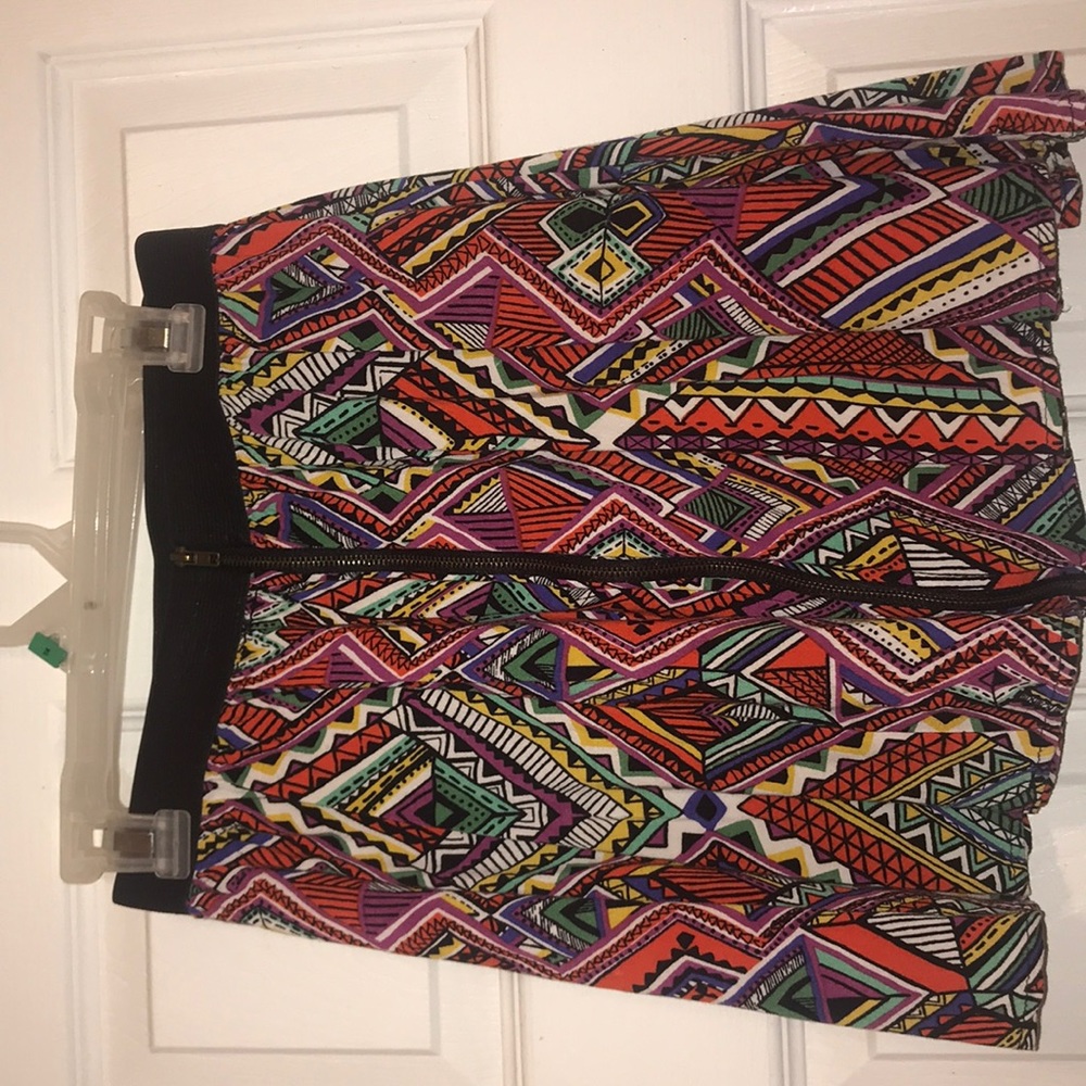 Zip up multi color skirt